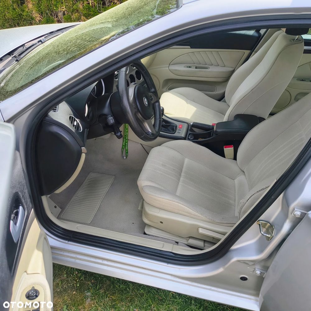 Alfa Romeo 159 2.0JTDM Distinctive - 15