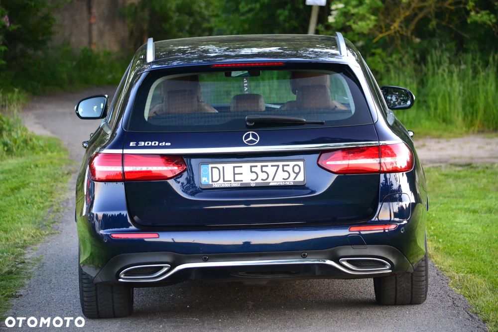 Mercedes-Benz Klasa E - 9