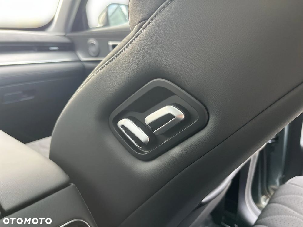 Chery Tiggo 8 1.5 T-GDI Super Hybrid Prestige DCT - 27