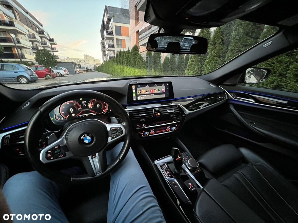 BMW Seria 5 530d xDrive Sport Line sport - 5
