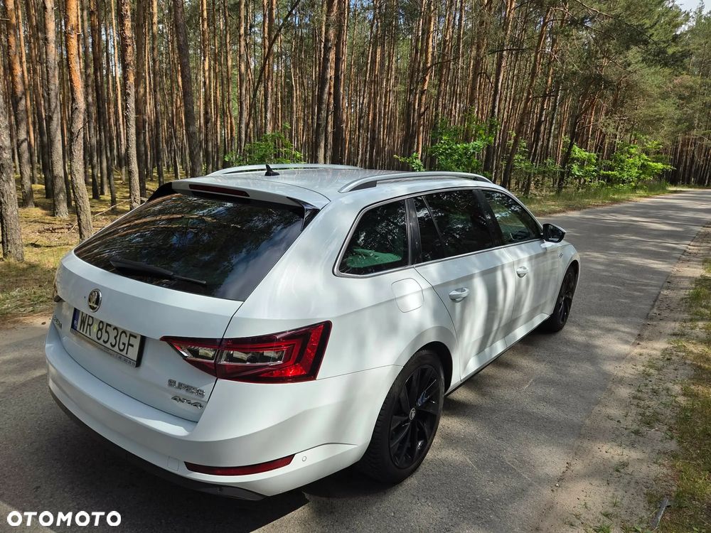 Skoda Superb 2.0 TDI 4x4 L&K DSG - 2