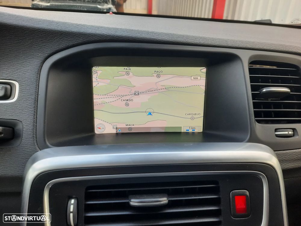 Volvo V60 1.6 D2 Drive R-Design Start/Stop - 51