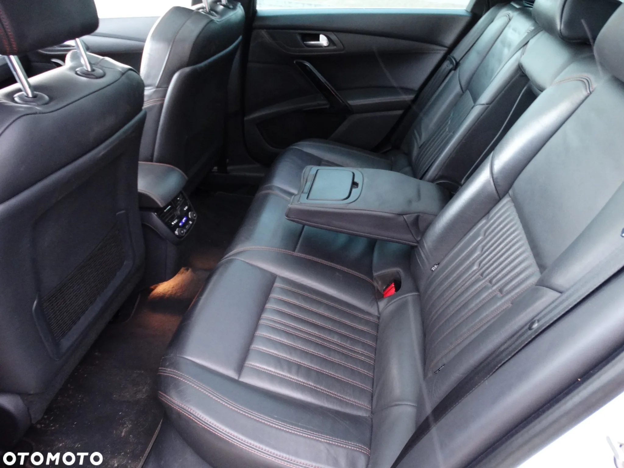 Peugeot 508 RXH 2.0 HDi HYbrid4 - 23