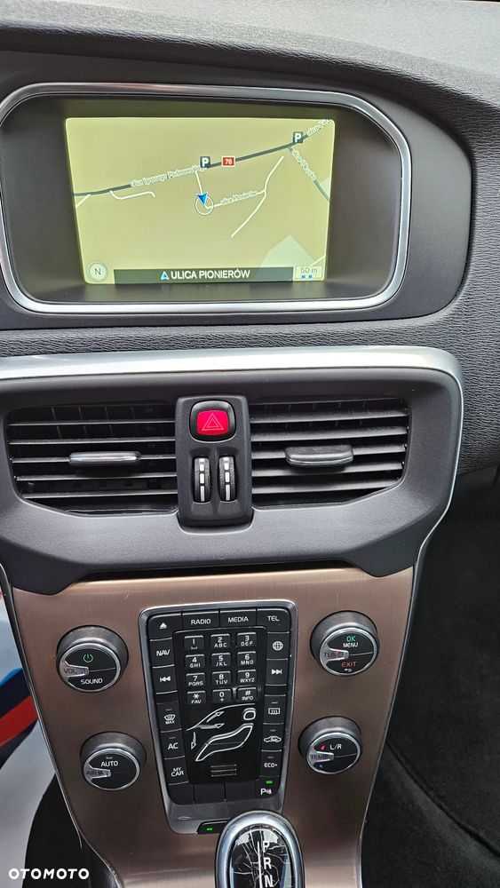 Volvo V40 Cross Country D3 Geartronic Summum - 22