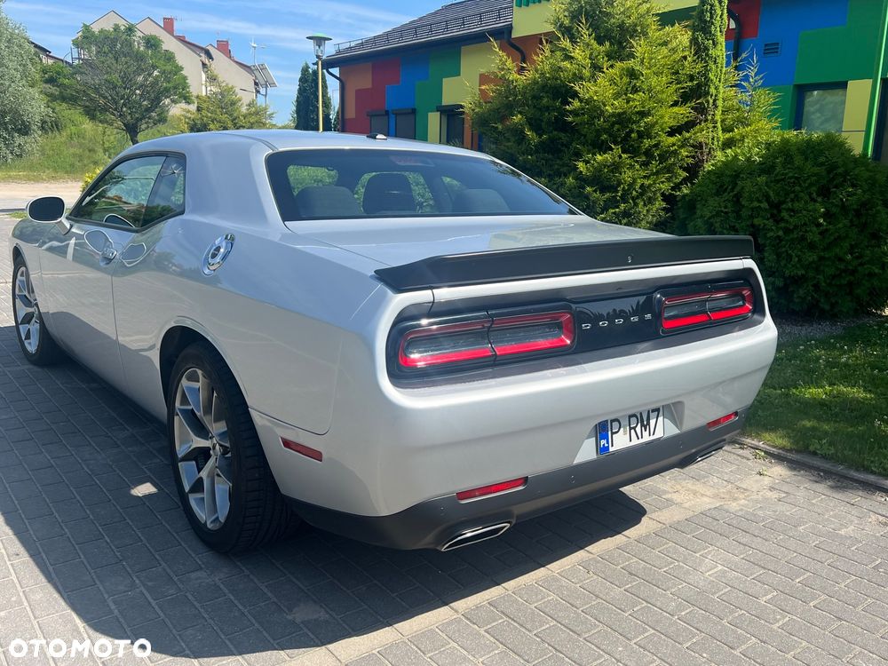 Dodge Challenger - 3