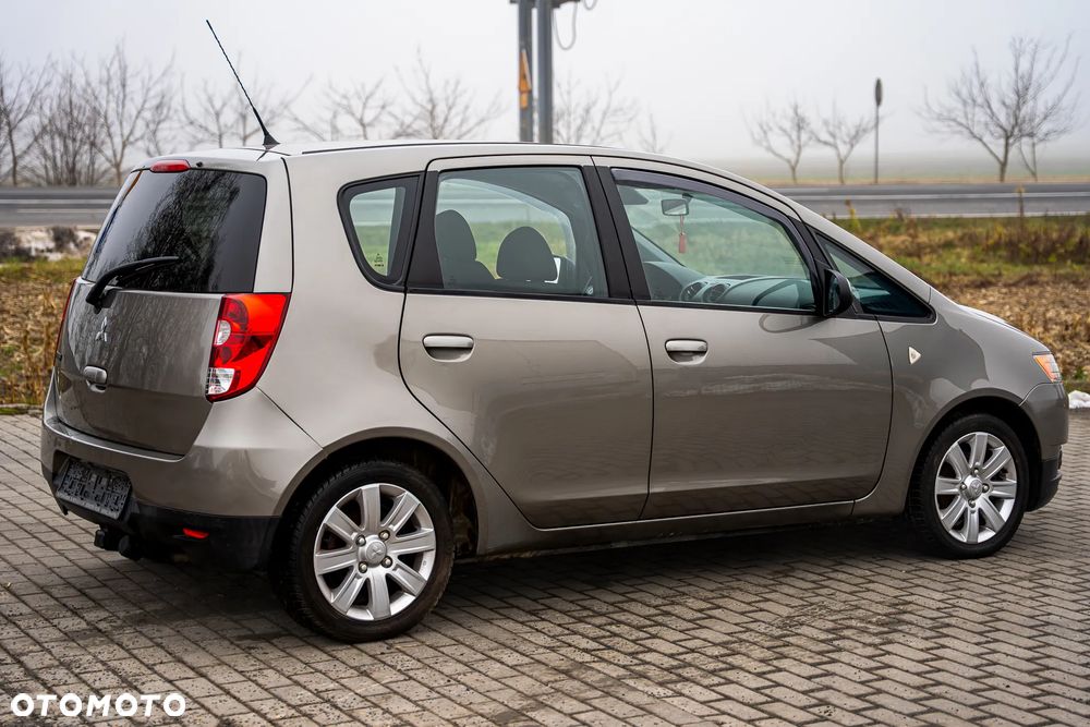 Mitsubishi Colt 1.3 Automatik Intense - 8