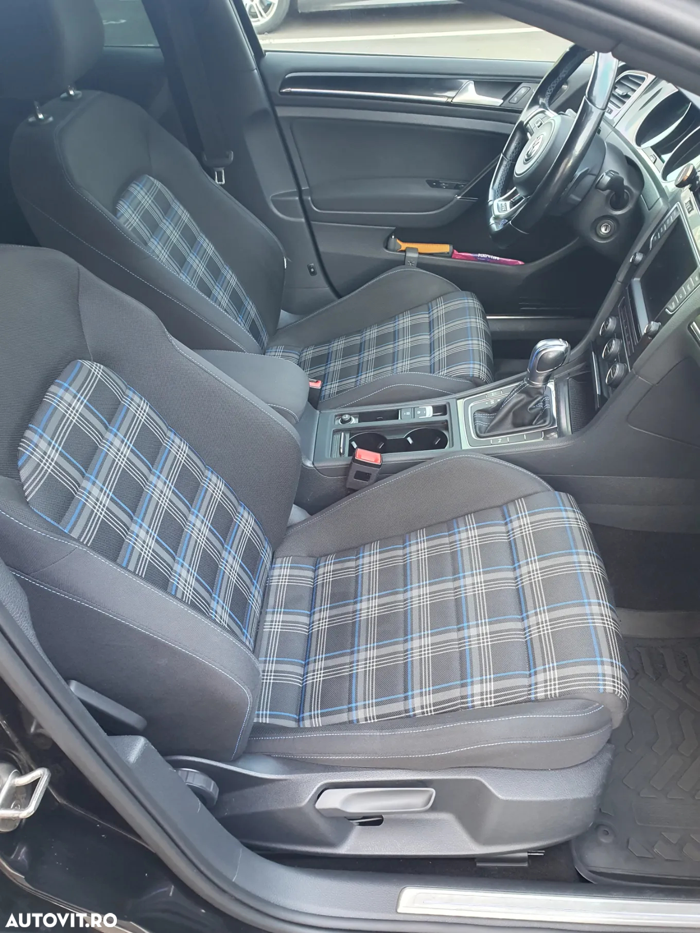 Volkswagen Golf GTE - 15
