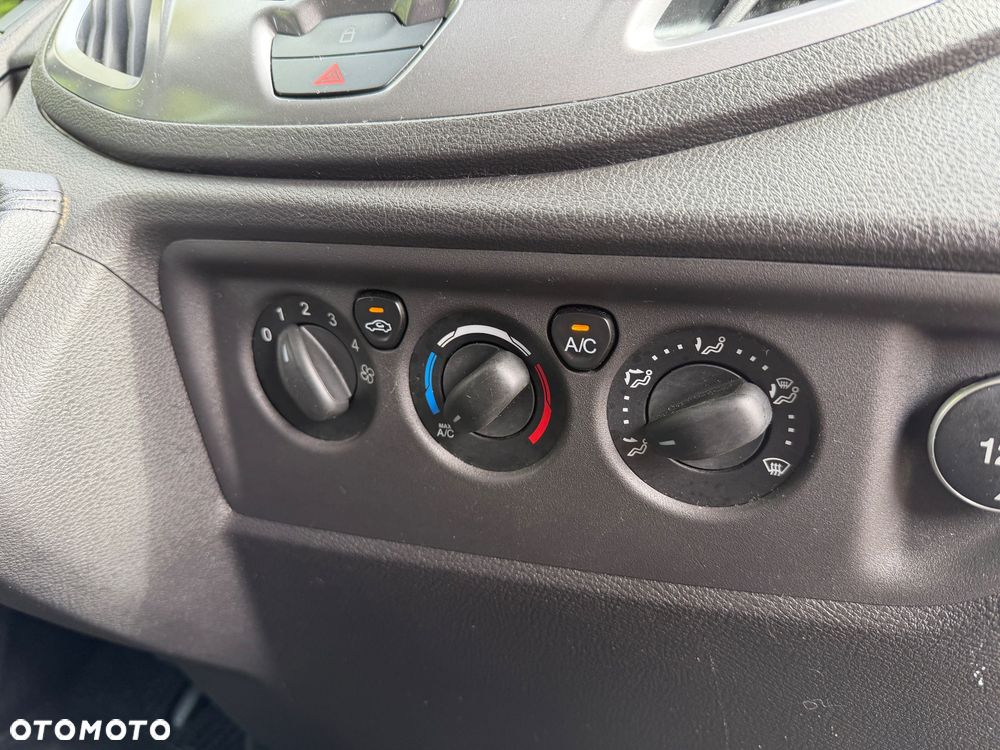 Ford TRANSIT - 19