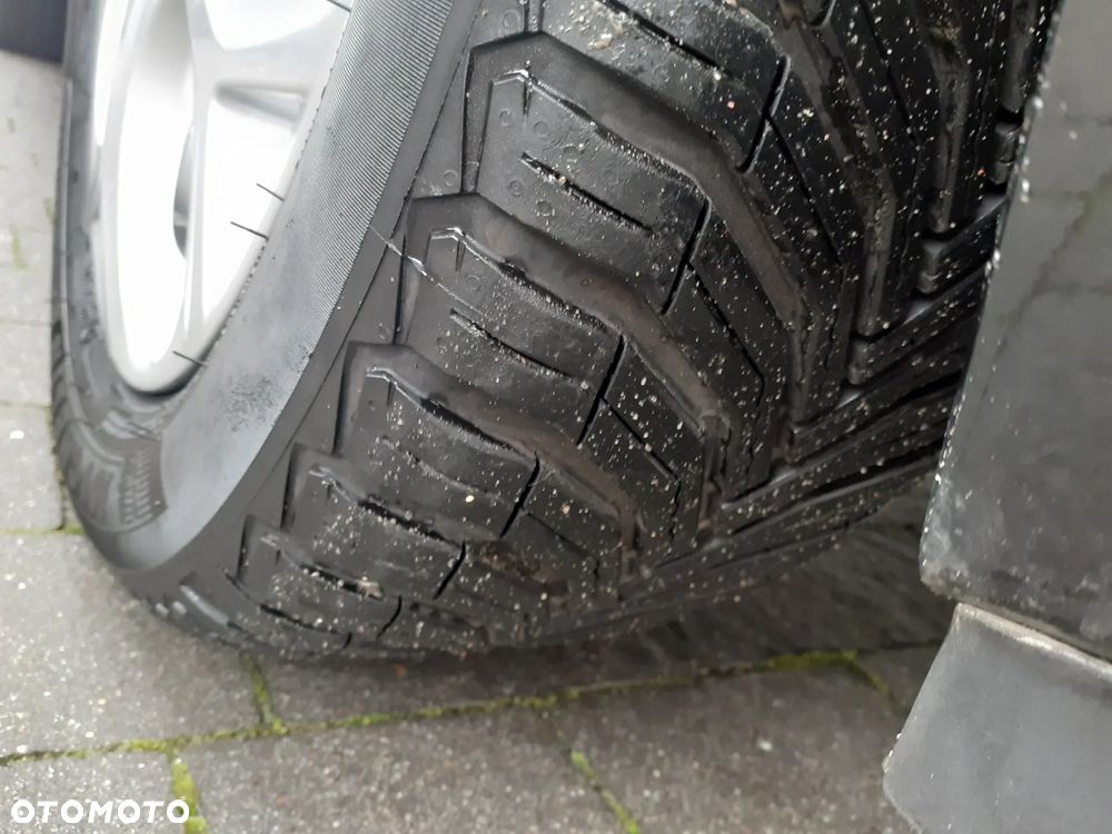 Citroën C3 e-HDi 90 FAP ETG6 Exclusive - 21