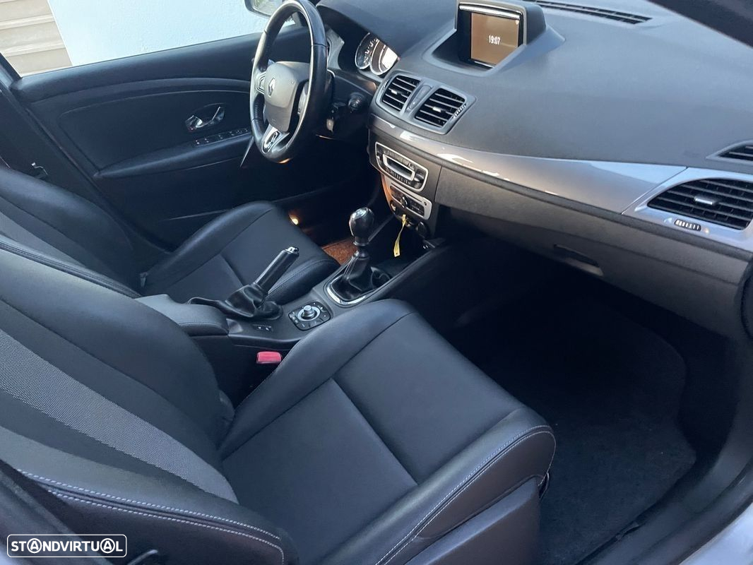 Renault Mégane Sport Tourer 1.5 dCi Confort SS - 27