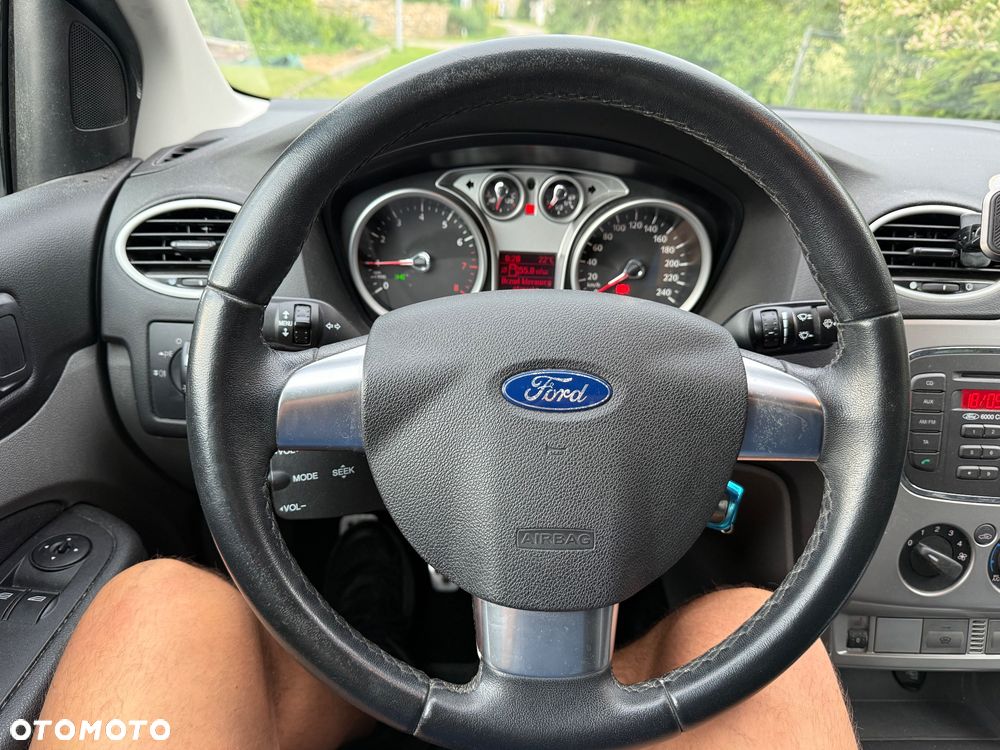 Ford Focus 1.6 16V Viva II - 12