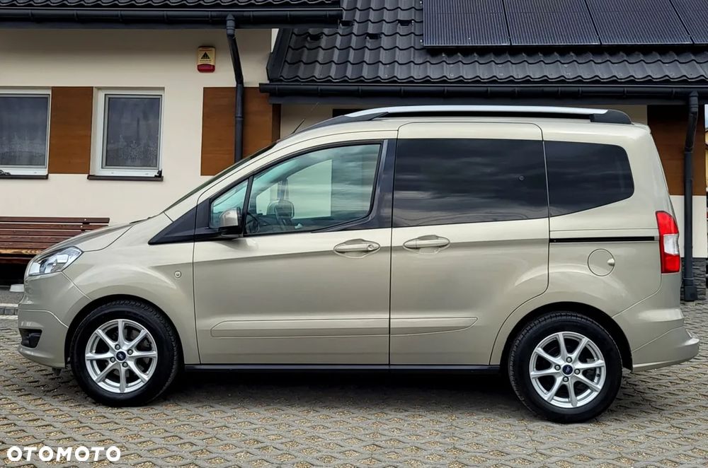 Ford Tourneo Courier 1.0 EcoBoost S&S Titanium - 7