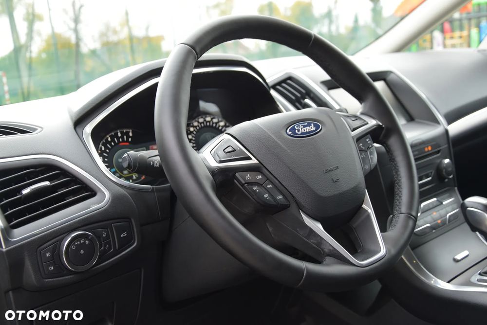 Ford S-Max 2.0 TDCi Titanium PowerShift - 13