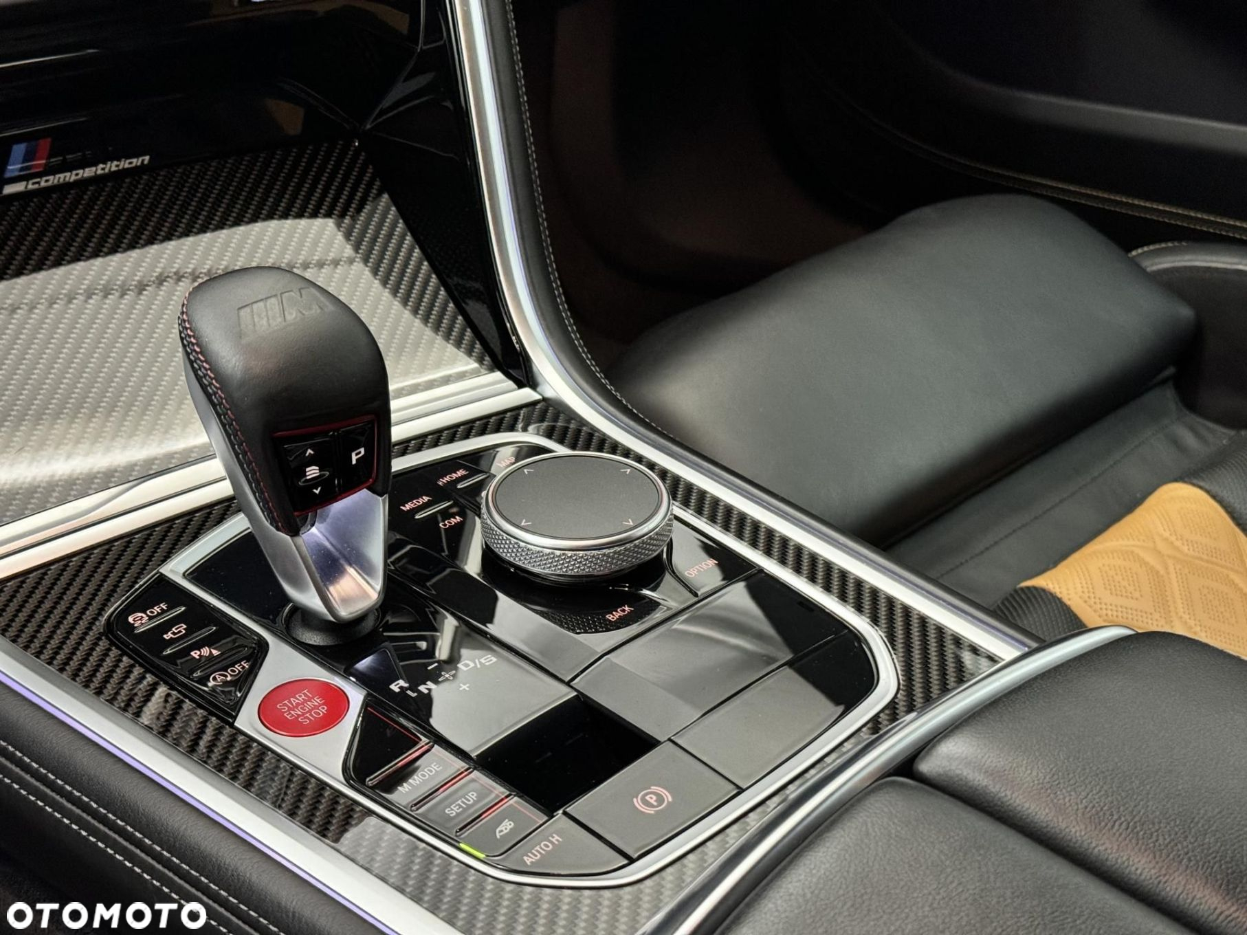 BMW M8 - 24