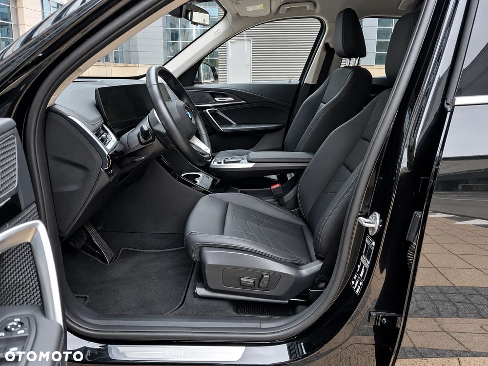 BMW X1 xDrive23d mHEV xLine sport - 9