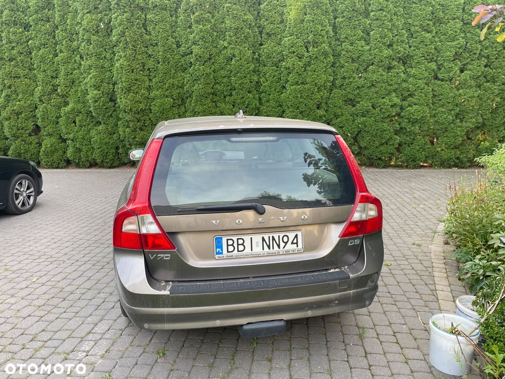 Volvo V70 D3 Momentum - 3