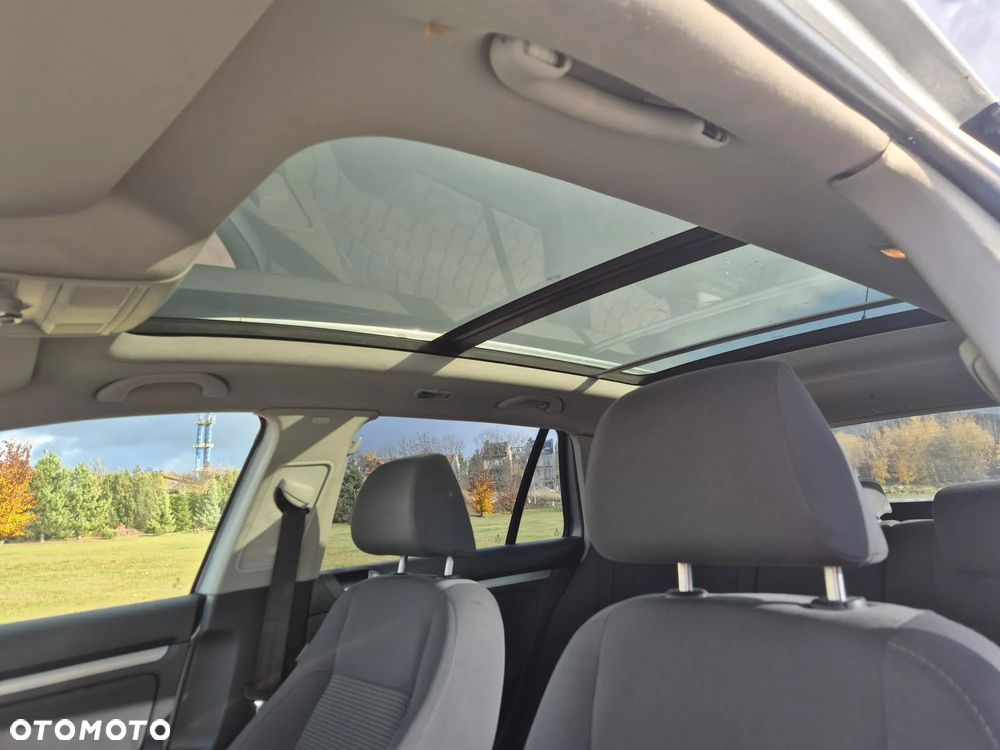 Volkswagen Golf - 14