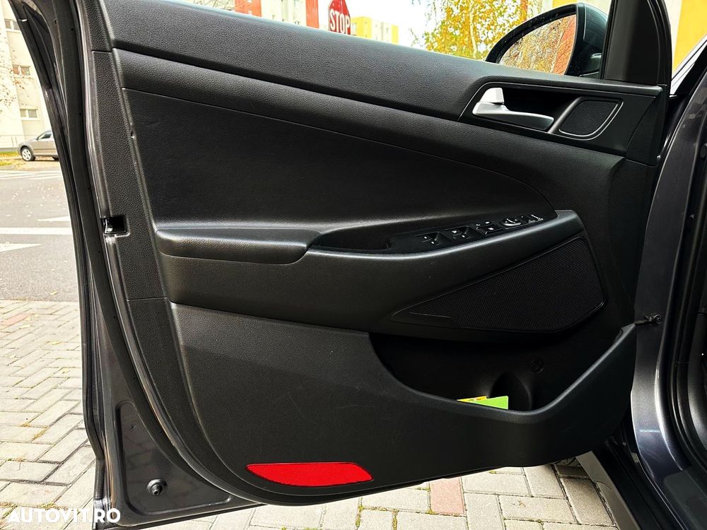 Hyundai Tucson blue 1.7 CRDi 2WD DCT Style - 14