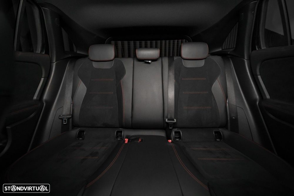 Mercedes-Benz GLA 250 e 8G-DCT AMG Line - 49