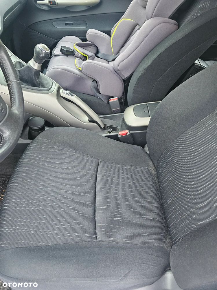 Toyota Auris 1.6 VVT-i Team - 9