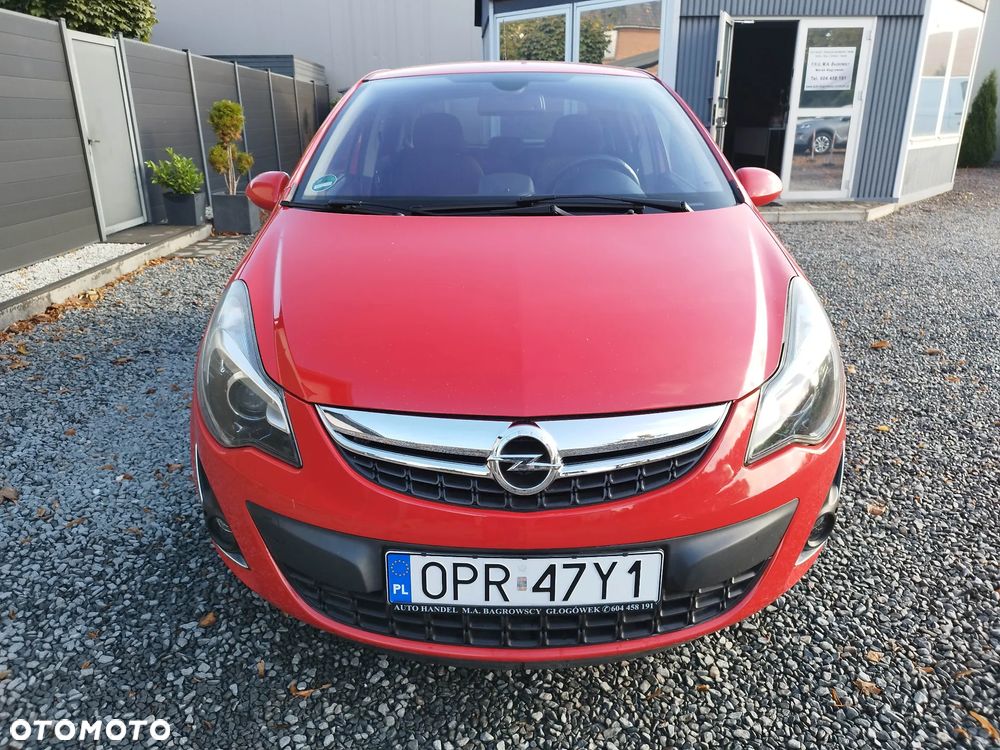Opel Corsa 1.4 16V Innovation - 2