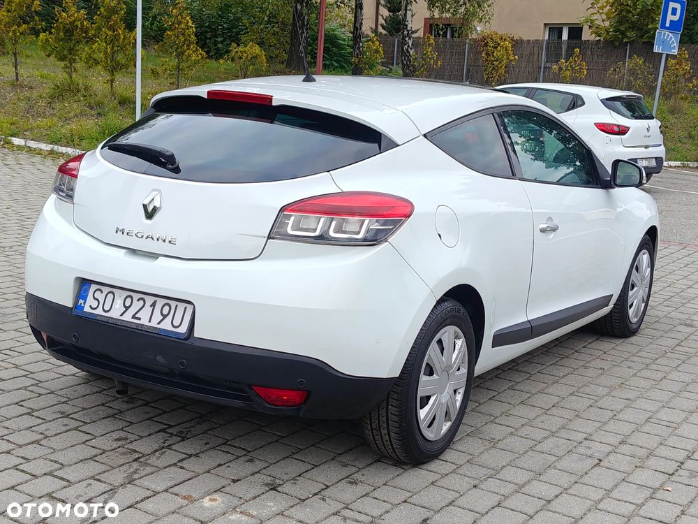 Renault Megane 1.6 16V 110 Authentique - 12