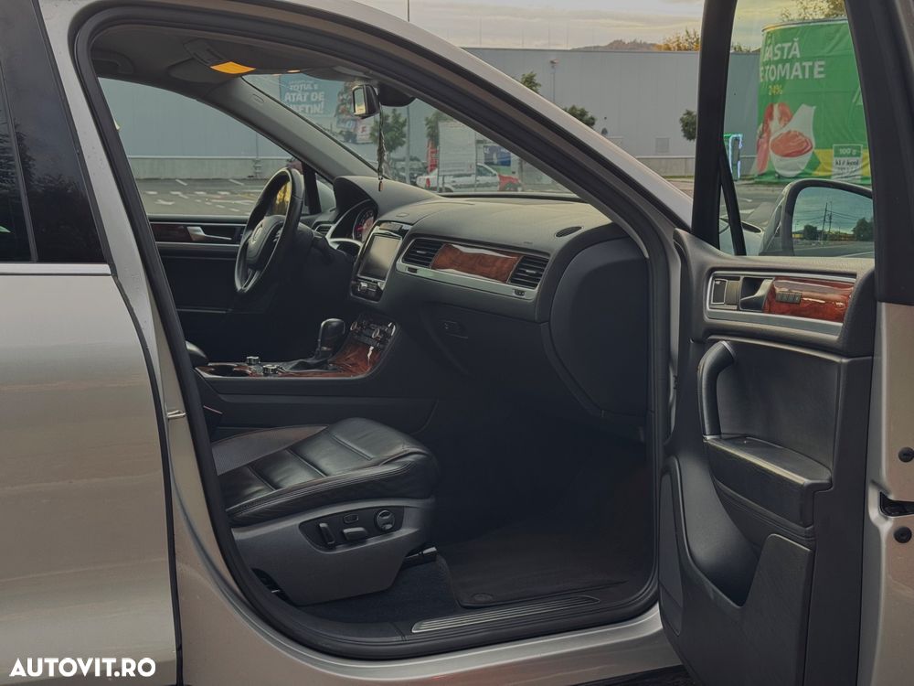 Volkswagen Touareg - 13