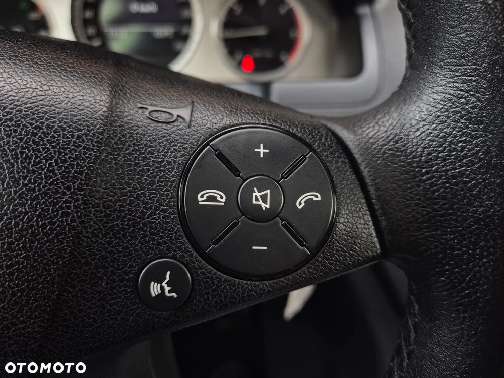 Mercedes-Benz Klasa C 200 CDI Avantgarde - 14