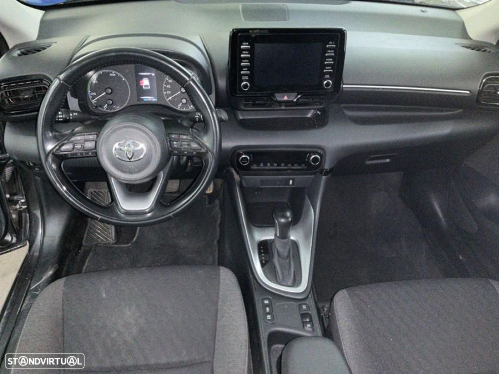 Toyota Yaris 1.5 HDF Comfort Plus - 4
