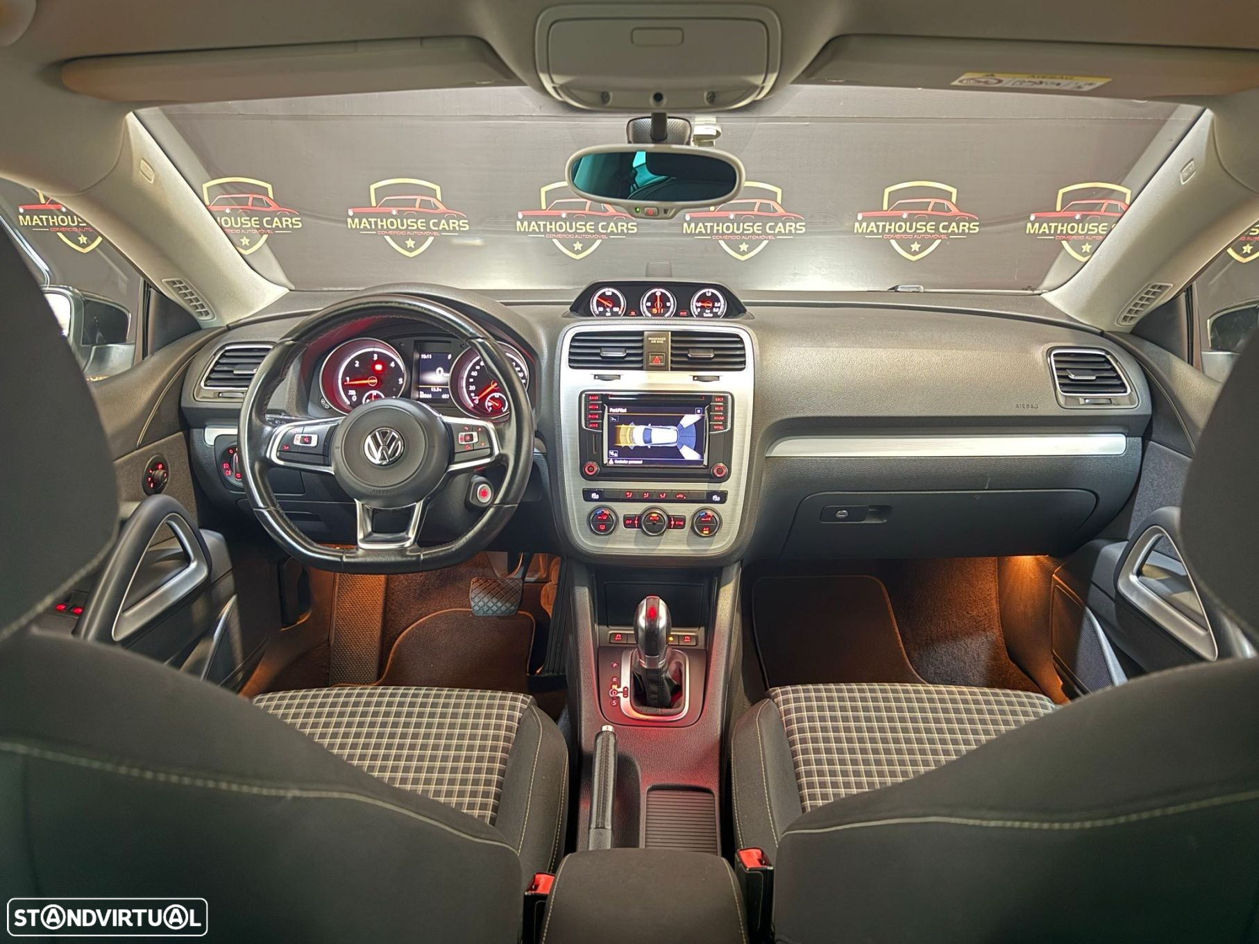 VW Scirocco 2.0 TDI Sport DSG - 16
