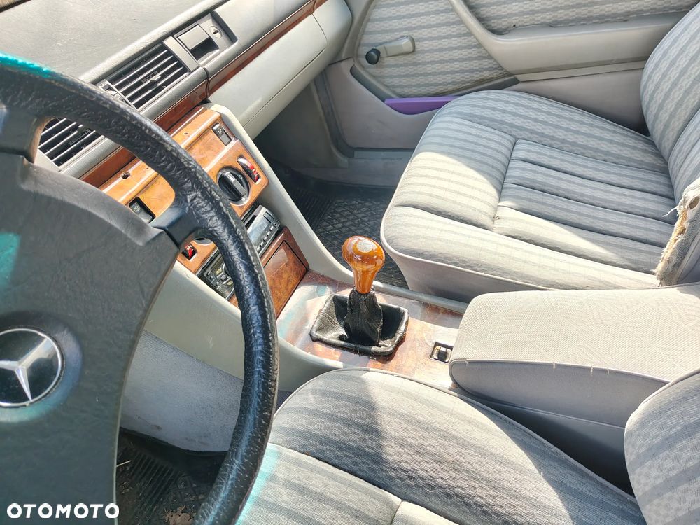 Mercedes-Benz W124 (1984-1993) - 8