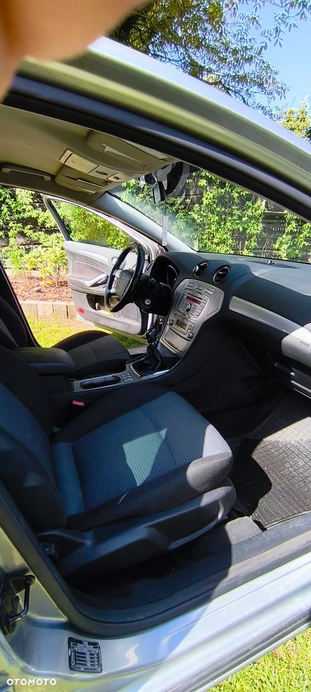 Ford Mondeo - 11