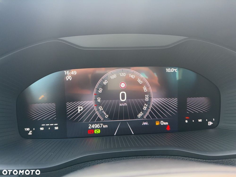 Skoda Karoq 1.5 TSI ACT Selection DSG - 17