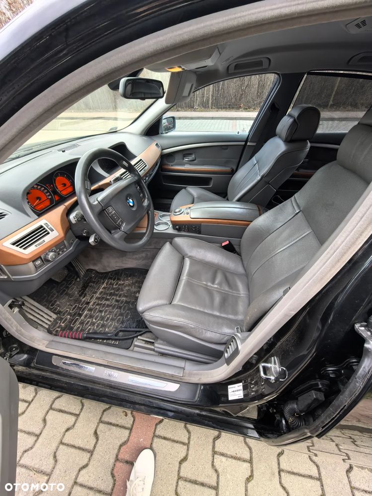 BMW Seria 7 - 14