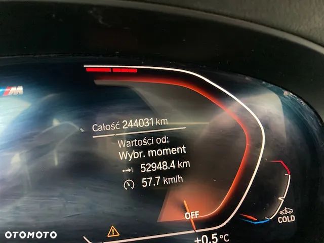 BMW Seria 5 520d xDrive - 11