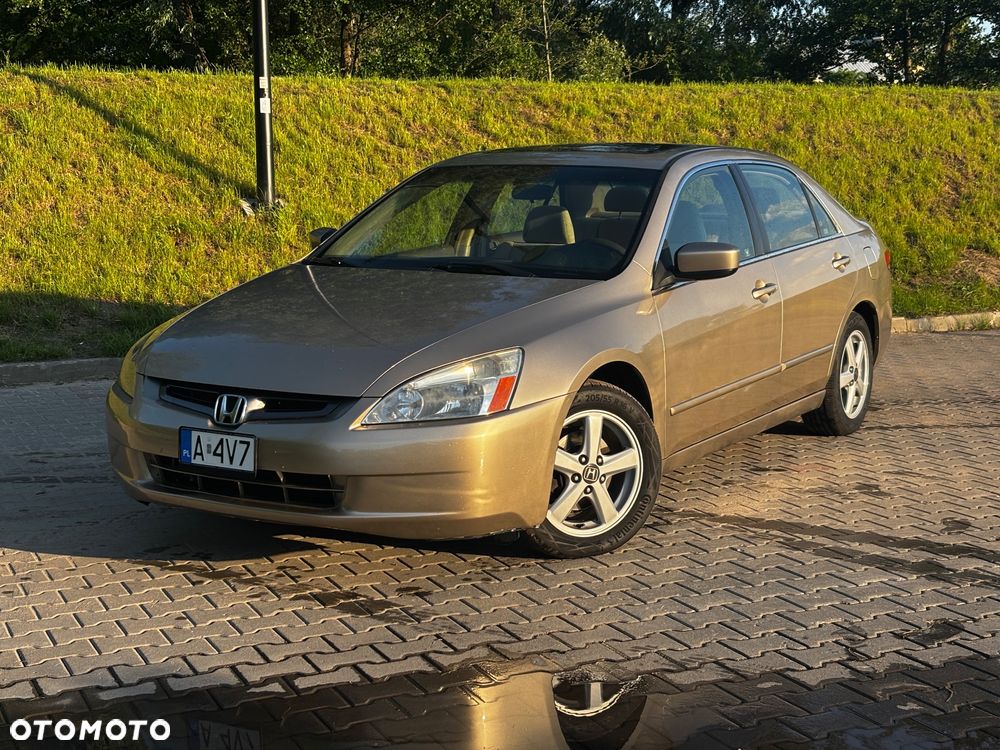 Honda Accord 2.4 LX - 2