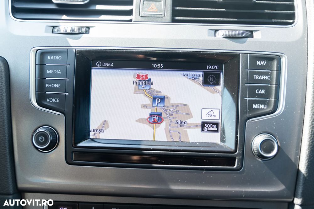 Volkswagen Golf 1.6 TDI DSG BMT Comfortline - 4