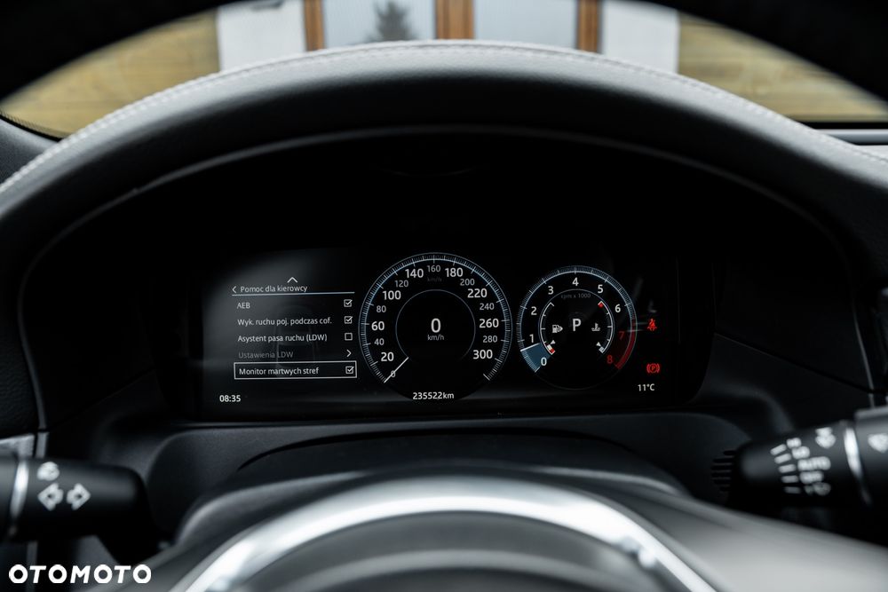 Jaguar XF 35t R-Sport - 30