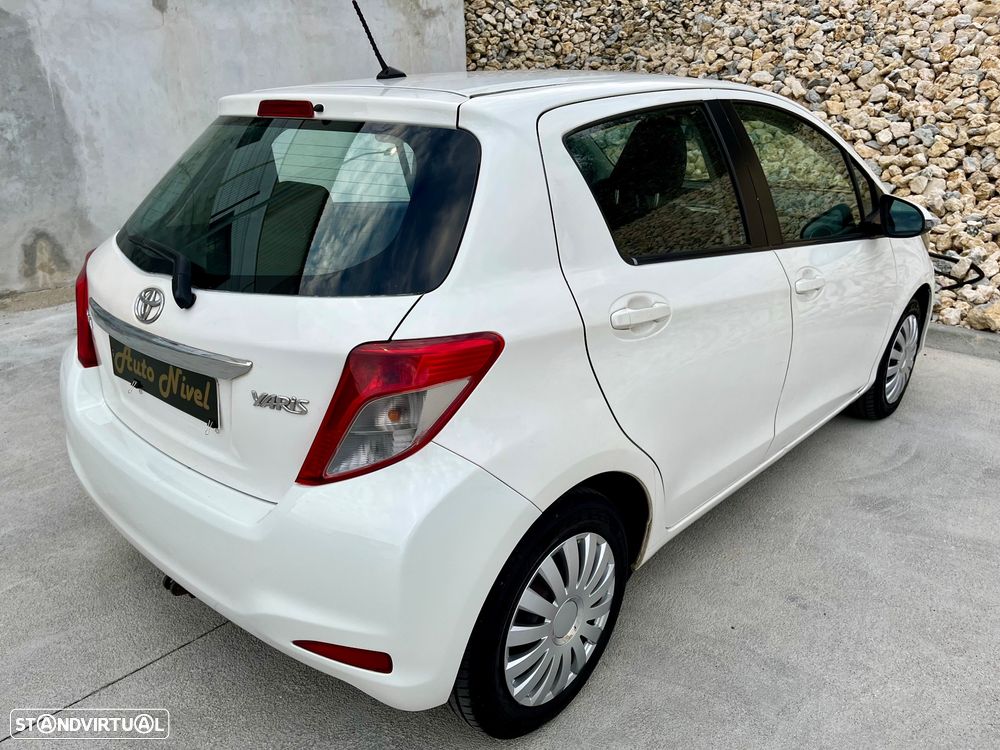 Toyota Yaris 1.4 D-4D ACtive+AC - 14