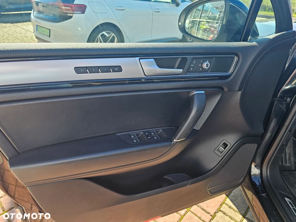 Volkswagen Touareg 3.0 V6 TDI BMT Perfectline R-Style - 18