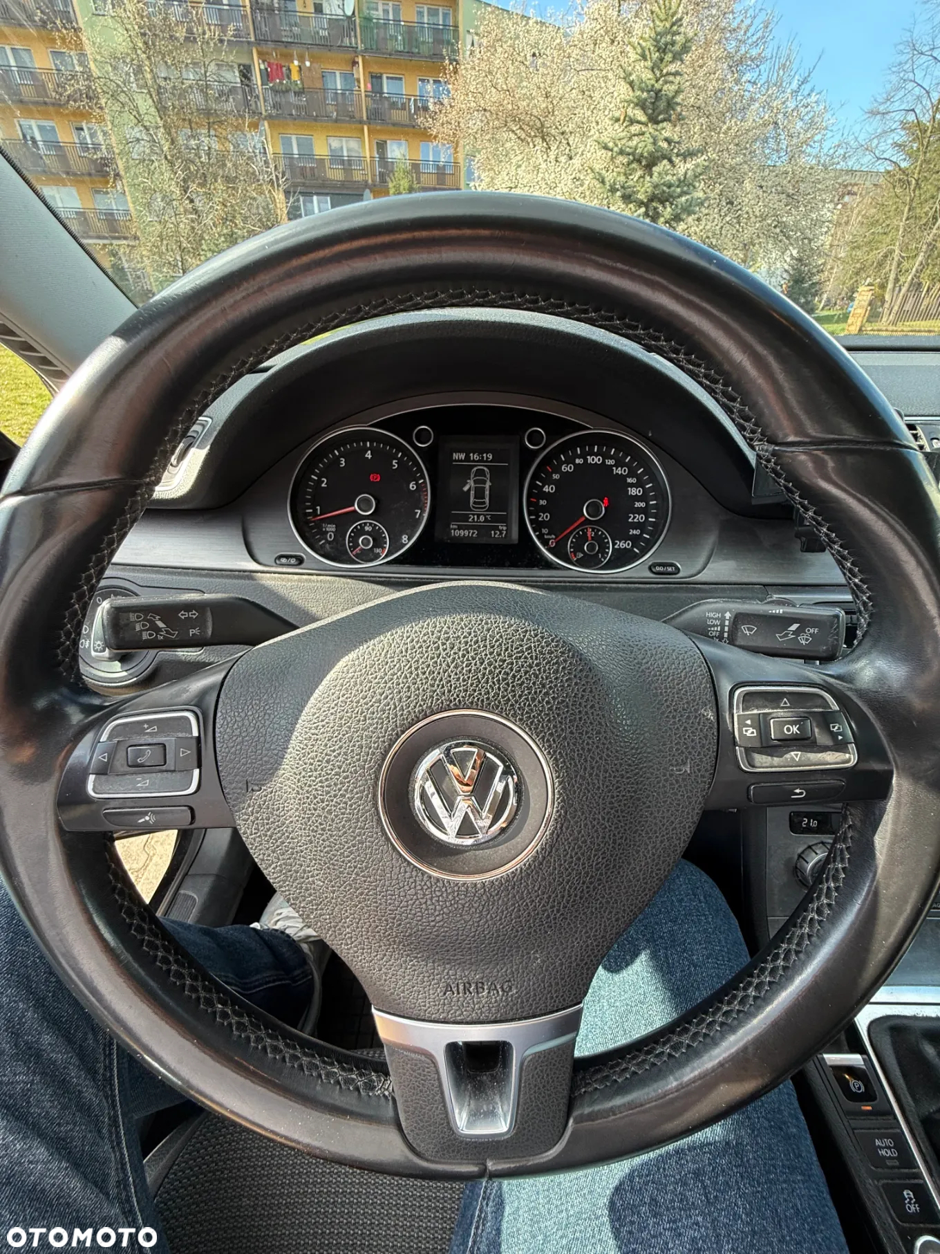 Volkswagen Passat - 14