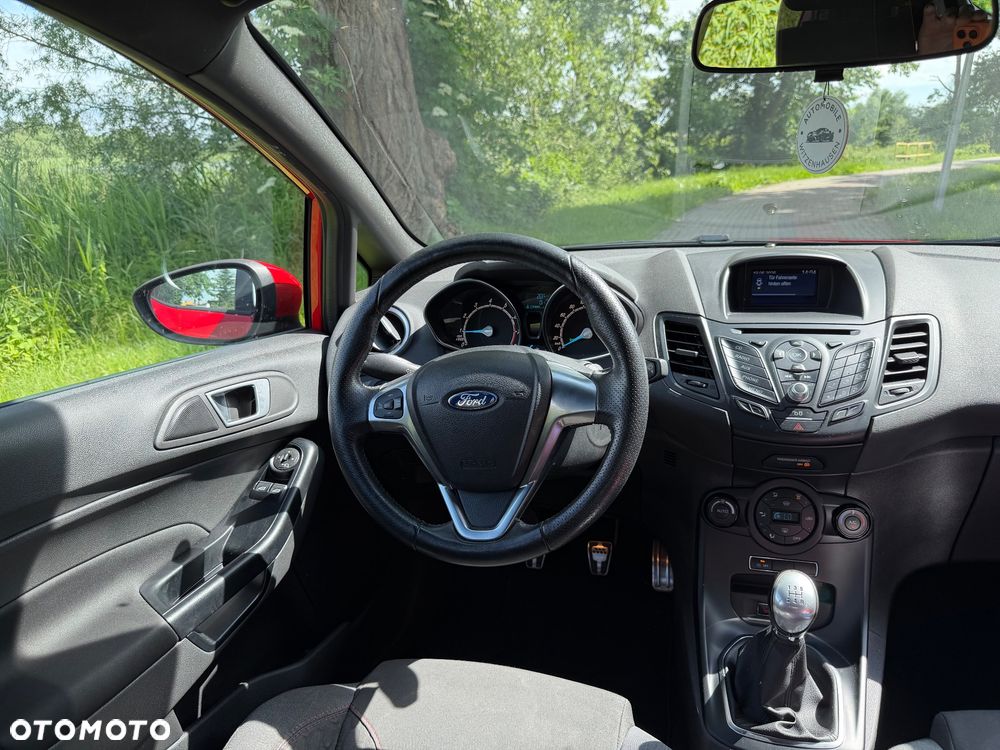 Ford Fiesta 1.0 EcoBoost STart-Stop ST-LINE - 16