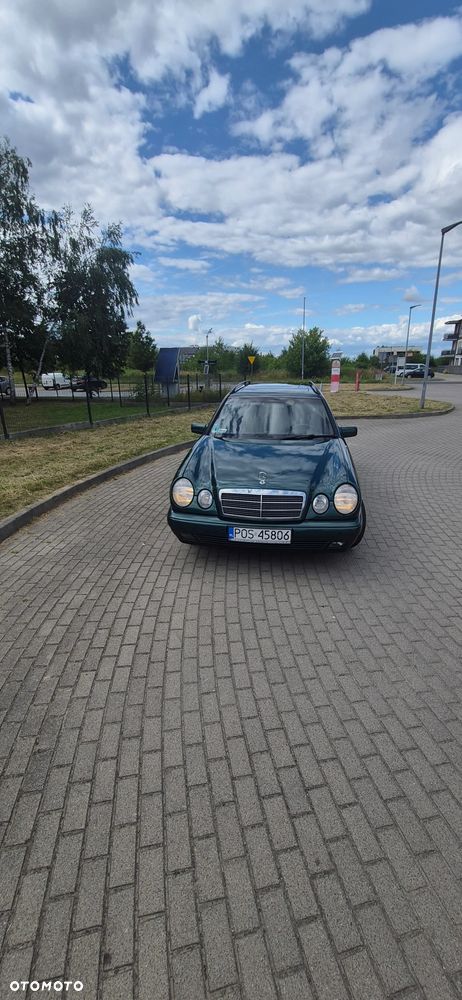 Mercedes-Benz Klasa E - 1