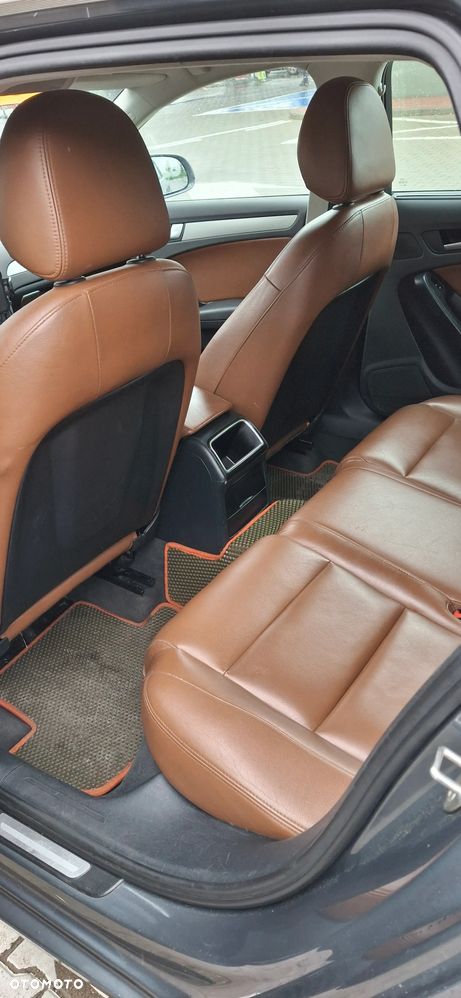 Audi A4 Avant 2.0 TDI DPF - 8