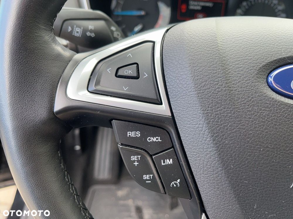 Ford Mondeo - 19