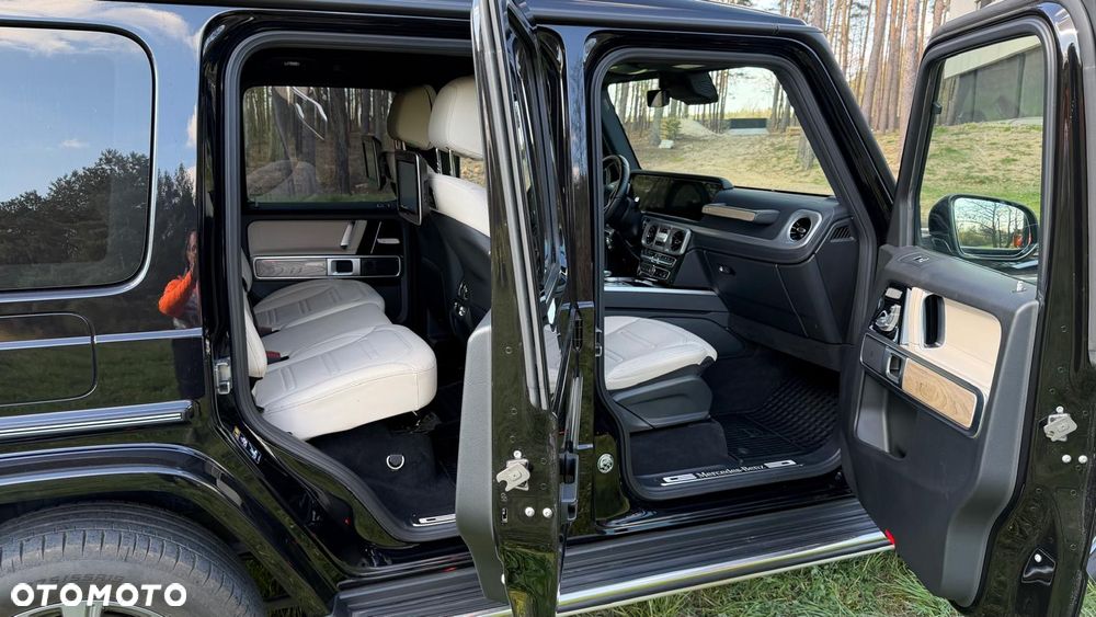 Mercedes-Benz Klasa G 400 d - 11