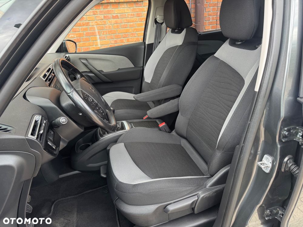 Citroën C4 Picasso - 11
