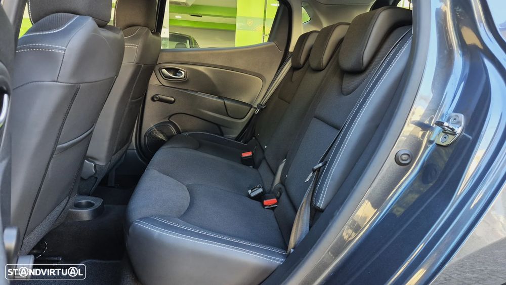Renault Clio dCi 75 Stop & Start Expression - 11