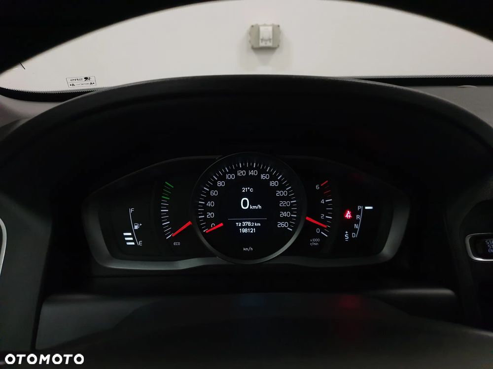Volvo XC 60 D4 Drive-E Summum - 8