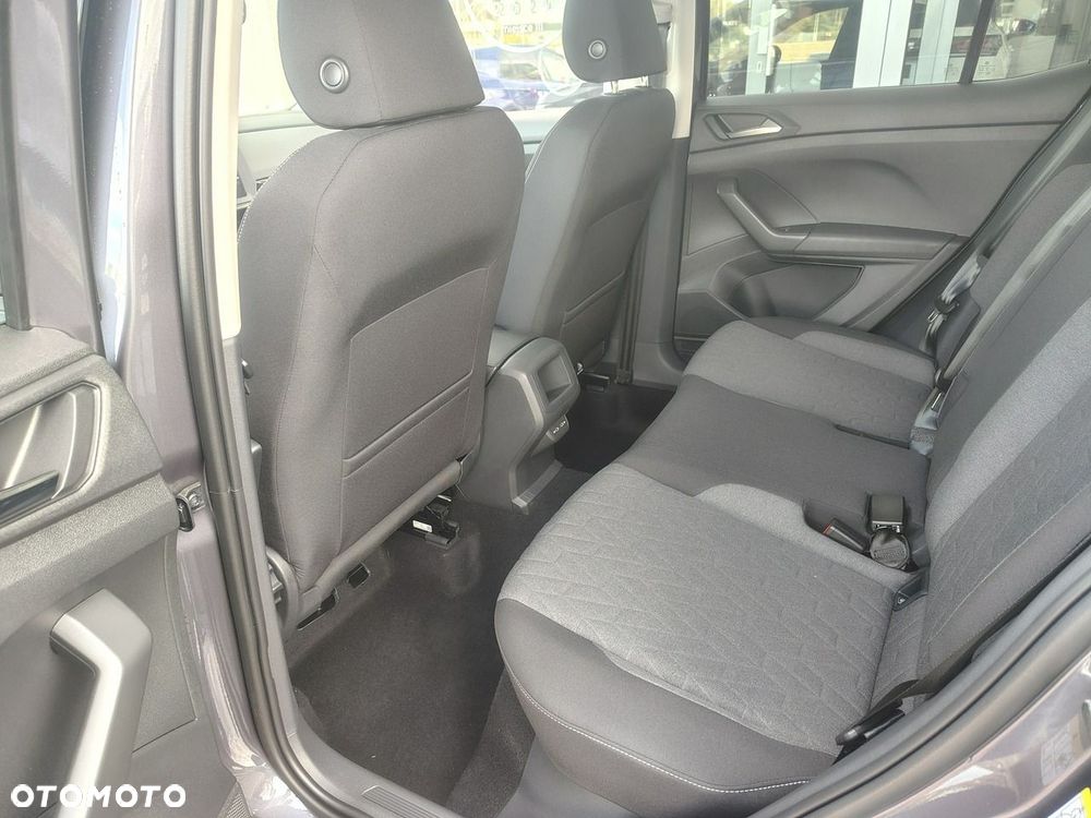 Volkswagen T-Cross - 11